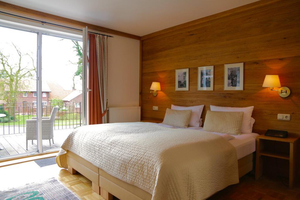 Hotel Waldgasthof Schoening Friesoythe Ngoại thất bức ảnh